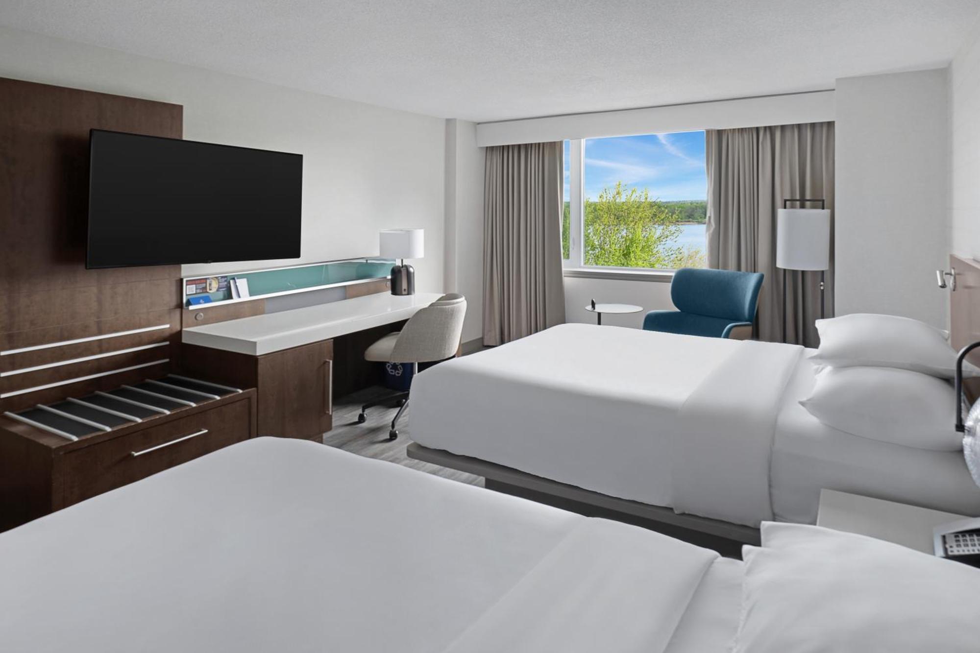 Delta Hotels By Marriott Fredericton Exterior foto