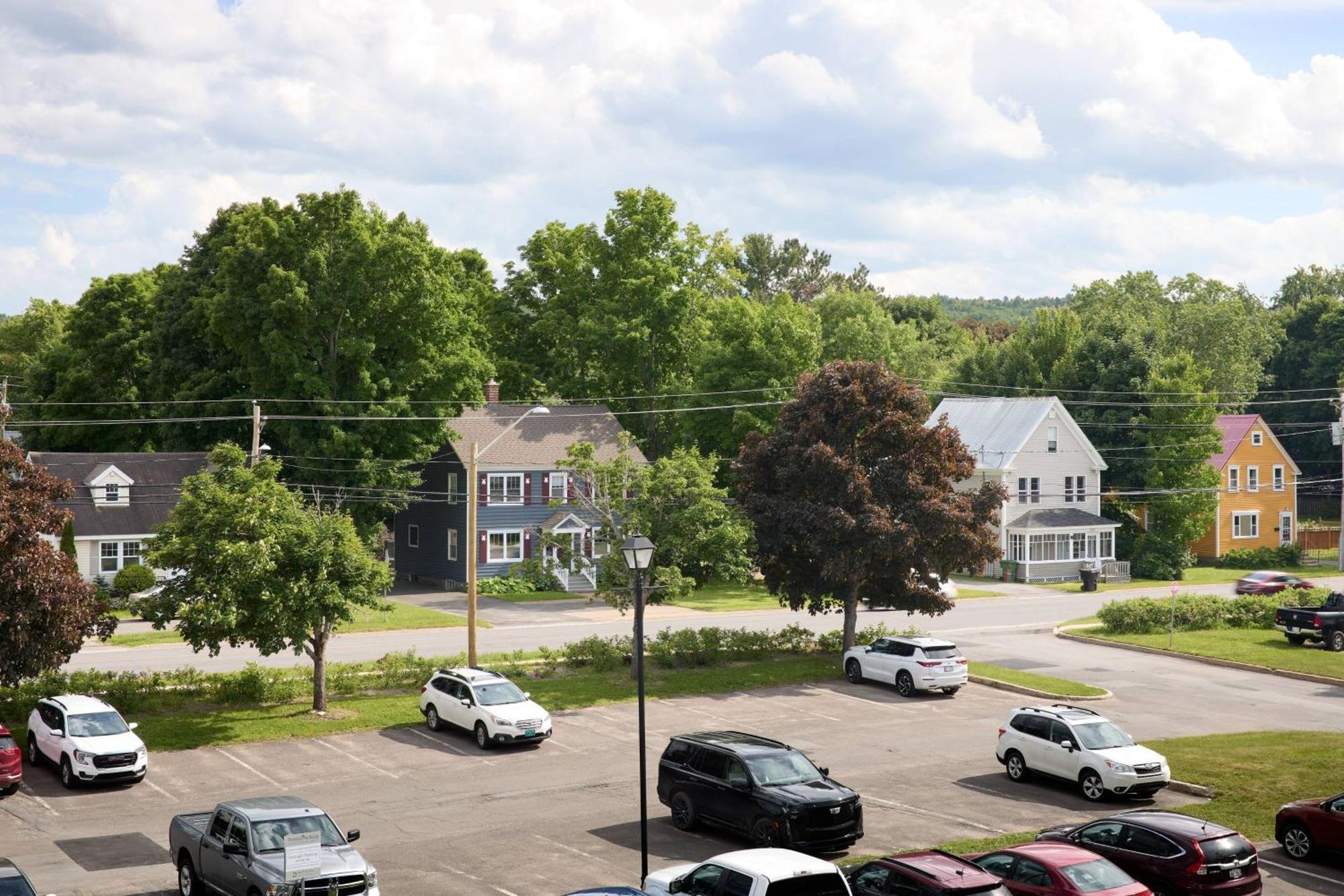 Delta Hotels By Marriott Fredericton Exterior foto